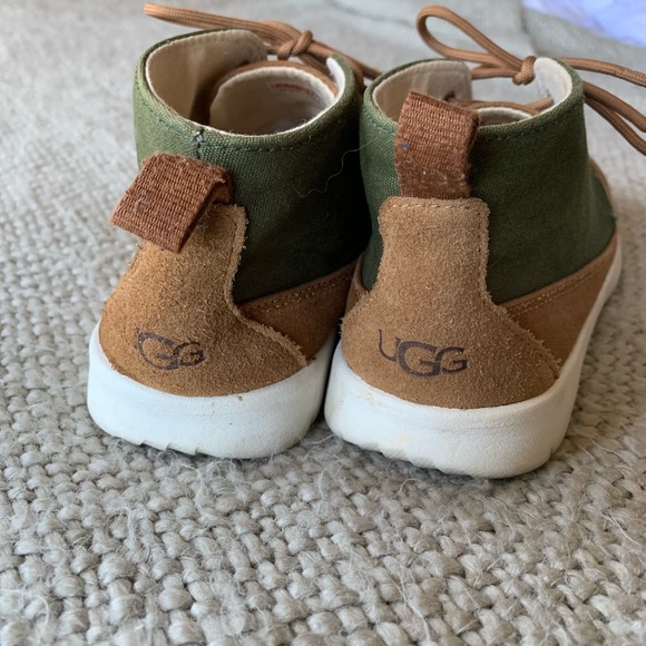 UGG kids shoes - Picture 4 of 8